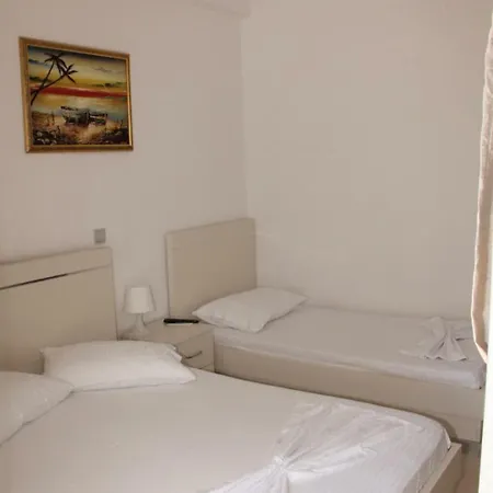 Vila 34 Sarandë