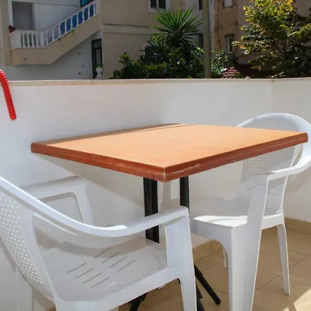 Vila 34 *